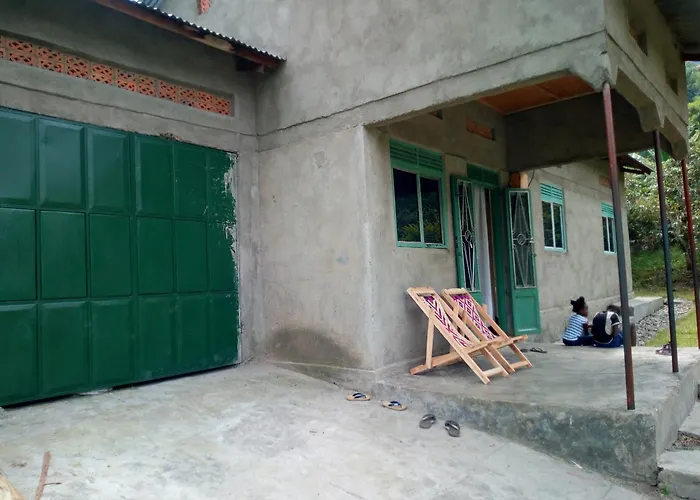 Rwenzori Trekking Homestay