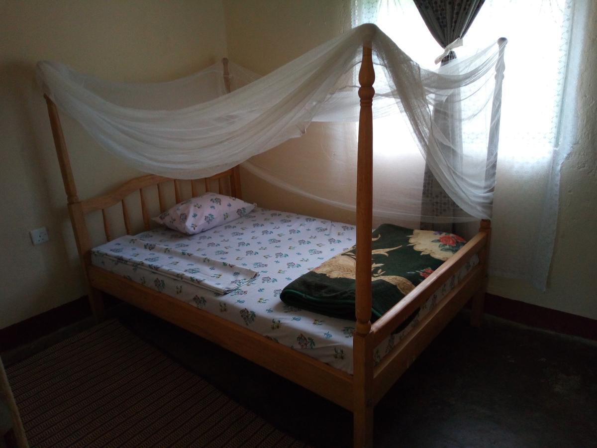 Rwenzori Trekking Homestay *